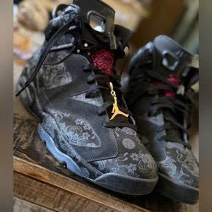 Jordan 6 Retro Triple Black